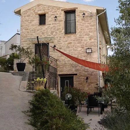 Casa Rosa Tradizionale