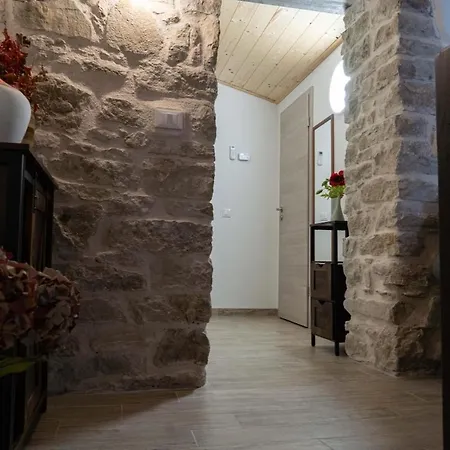 Casa Rosa Tradizionale *